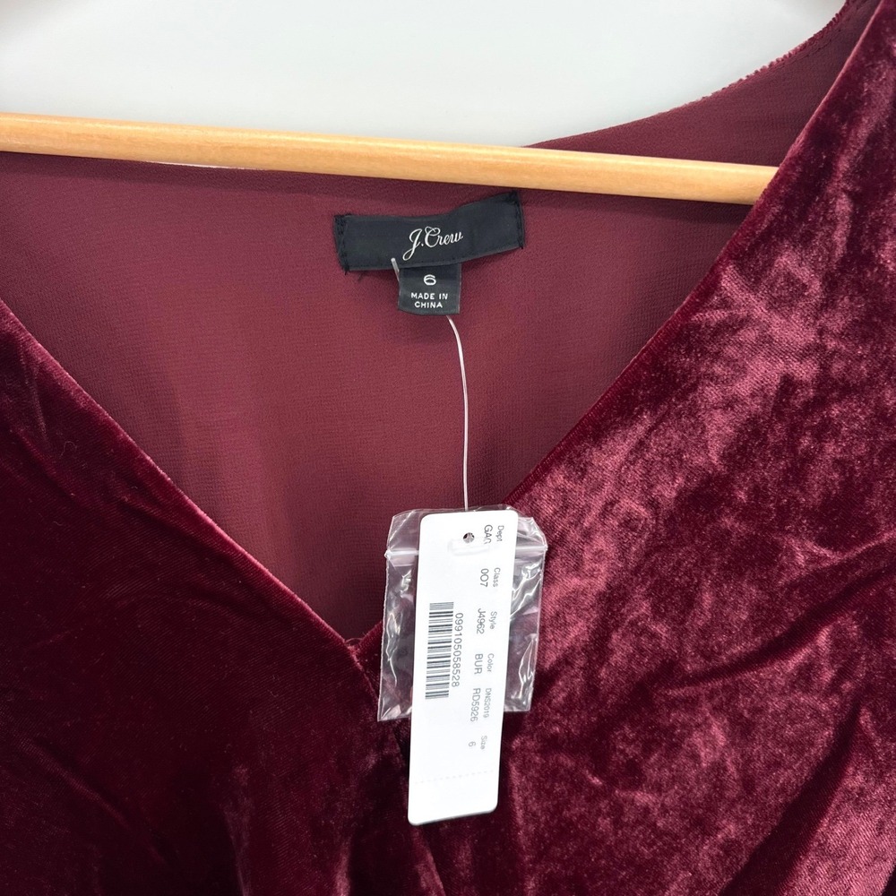 J.Crew Velvet Wrap Top Womens 6 Burgundy Holiday Luxe Peplum V-Neck J4962 - Picture 3 of 10